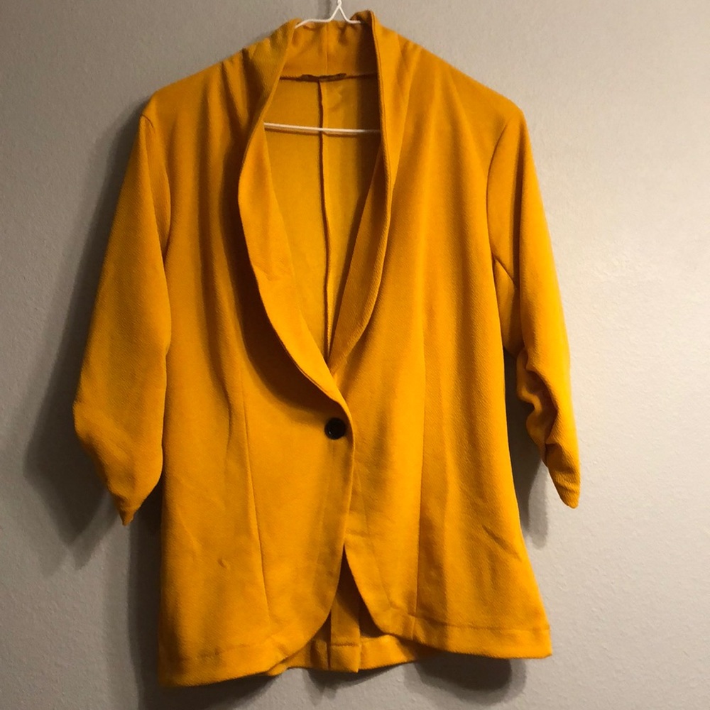 Yellow 3/4 length flowy jacket.  Size M